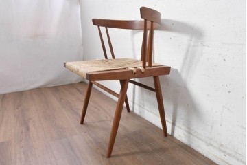 中古　ジョージナカシマ(George Nakashima)　桜製作所　グラスシートチェア(GRASS SEATED CHAIR)　CN120　軽やかな佇まいが魅力のチェア　(R-091367)