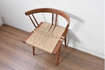 中古　ジョージナカシマ(George Nakashima)　桜製作所　グラスシートチェア(GRASS SEATED CHAIR)　CN120　軽やかな佇まいが魅力のチェア　(R-091367)