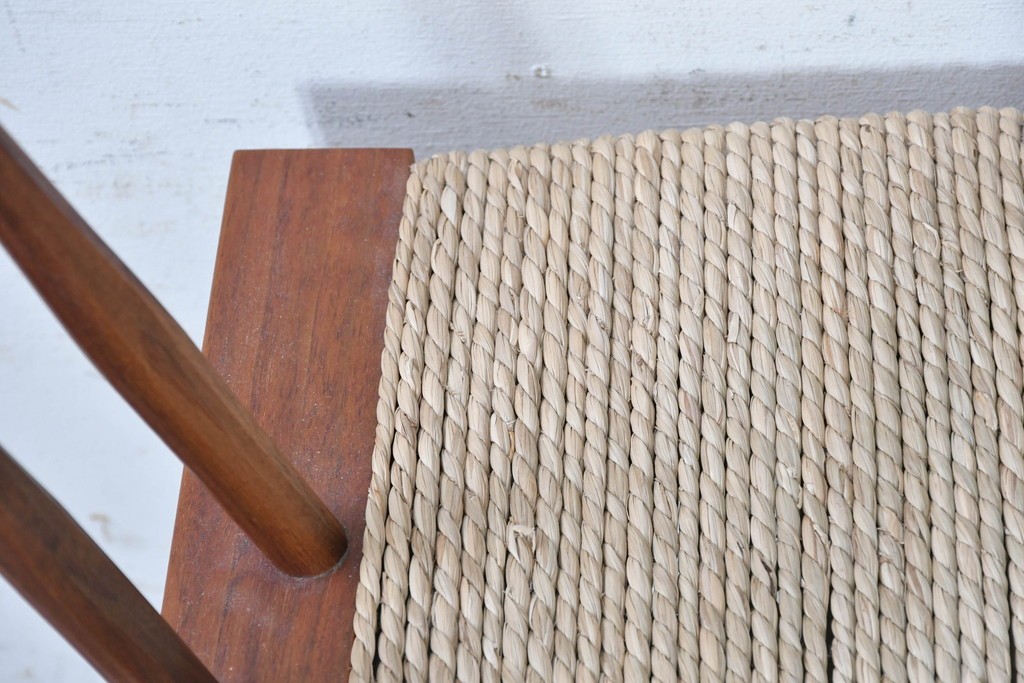 中古　ジョージナカシマ(George Nakashima)　桜製作所　グラスシートチェア(GRASS SEATED CHAIR)　CN120　軽やかな佇まいが魅力のチェア　(R-091367)
