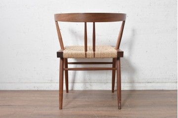 中古　ジョージナカシマ(George Nakashima)　桜製作所　グラスシートチェア(GRASS SEATED CHAIR)　CN120　軽やかな佇まいが魅力のチェア　(R-091367)