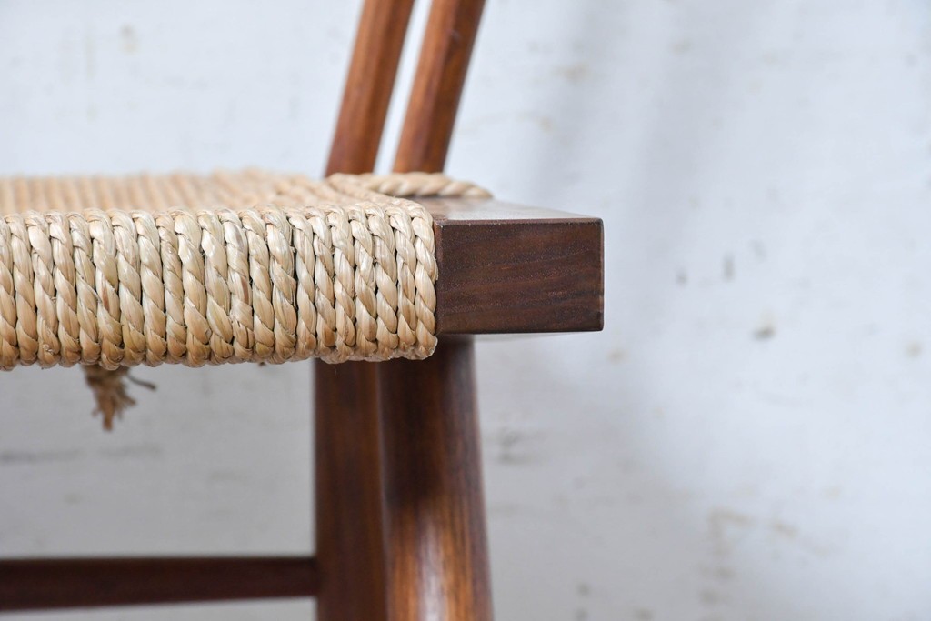中古　ジョージナカシマ(George Nakashima)　桜製作所　グラスシートチェア(GRASS SEATED CHAIR)　CN120　軽やかな佇まいが魅力のチェア　(R-091368)