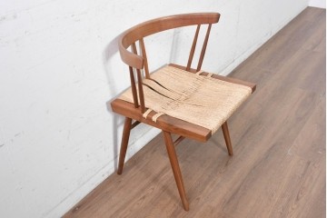 中古　ジョージナカシマ(George Nakashima)　桜製作所　グラスシートチェア(GRASS SEATED CHAIR)　CN120　軽やかな佇まいが魅力のチェア　(R-091369)