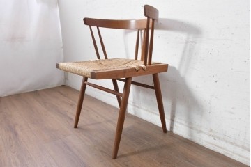 中古　ジョージナカシマ(George Nakashima)　桜製作所　グラスシートチェア(GRASS SEATED CHAIR)　CN120　軽やかな佇まいが魅力のチェア　(R-091369)