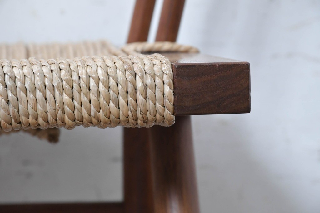 中古　ジョージナカシマ(George Nakashima)　桜製作所　グラスシートチェア(GRASS SEATED CHAIR)　CN120　軽やかな佇まいが魅力のチェア　(R-091369)