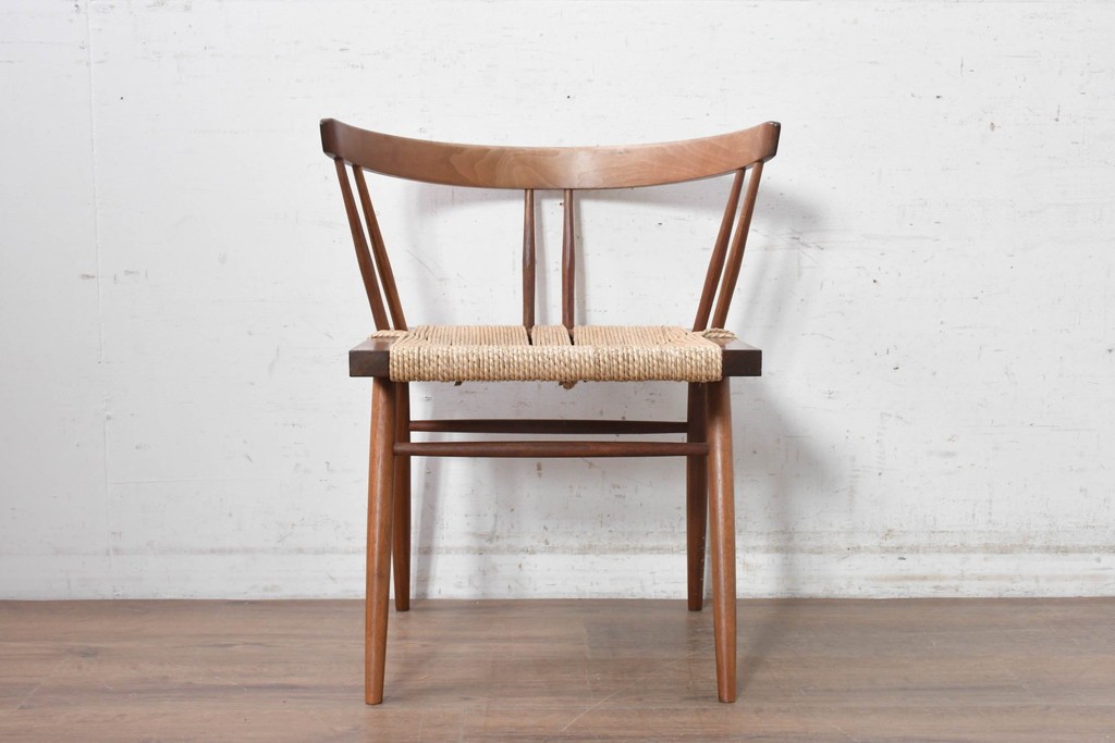 中古　ジョージナカシマ(George Nakashima)　桜製作所　グラスシートチェア(GRASS SEATED CHAIR)　CN120　軽やかな佇まいが魅力のチェア　(R-091370)