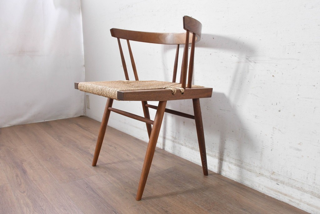 中古　ジョージナカシマ(George Nakashima)　桜製作所　グラスシートチェア(GRASS SEATED CHAIR)　CN120　軽やかな佇まいが魅力のチェア　(R-091370)