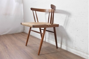 中古　ジョージナカシマ(George Nakashima)　桜製作所　グラスシートチェア(GRASS SEATED CHAIR)　CN120　軽やかな佇まいが魅力のチェア　(R-091370)