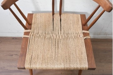 中古　ジョージナカシマ(George Nakashima)　桜製作所　グラスシートチェア(GRASS SEATED CHAIR)　CN120　軽やかな佇まいが魅力のチェア　(R-091370)