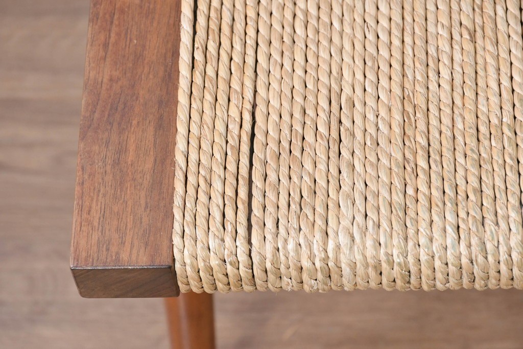 中古　ジョージナカシマ(George Nakashima)　桜製作所　グラスシートチェア(GRASS SEATED CHAIR)　CN120　軽やかな佇まいが魅力のチェア　(R-091370)