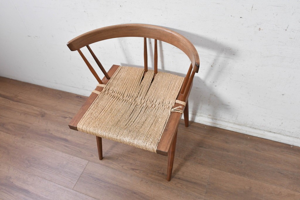中古　ジョージナカシマ(George Nakashima)　桜製作所　グラスシートチェア(GRASS SEATED CHAIR)　CN120　軽やかな佇まいが魅力のチェア　(R-091371)
