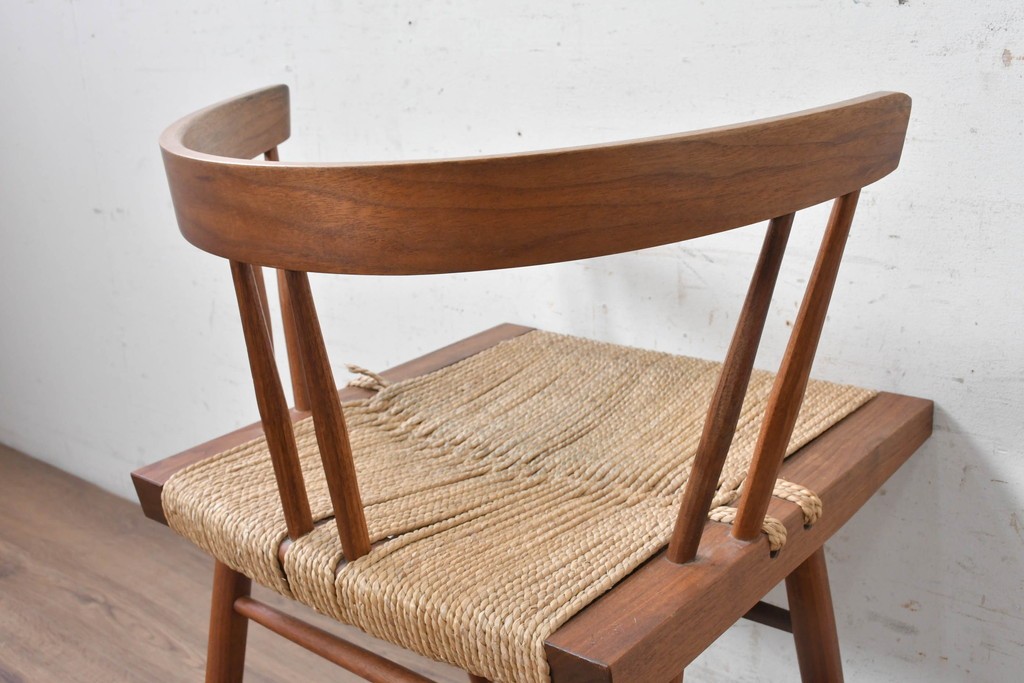 中古　ジョージナカシマ(George Nakashima)　桜製作所　グラスシートチェア(GRASS SEATED CHAIR)　CN120　軽やかな佇まいが魅力のチェア　(R-091371)