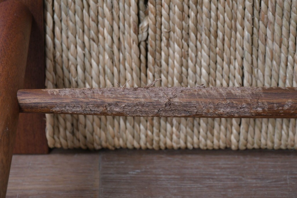 中古　ジョージナカシマ(George Nakashima)　桜製作所　グラスシートスツール(GRASS SEATED STOOL)　CN124　木部と編み座面が調和するスツール　(R-091372)