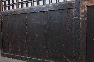 アンティーク建具　明治から大正期　幅広　豊かな木目と細かな格子が趣深い障子帯戸2枚セット　(R-091377)