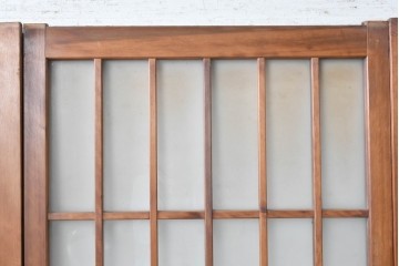 ヴィンテージ建具　昭和後期　幅狭　すりガラスがレトロな印象を添えるガラス戸4枚セット　(R-091378)