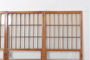ヴィンテージ建具　昭和中期　格子意匠が和の趣を添えるガラス戸4枚セット　(R-091379)