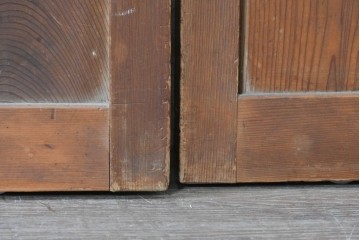 ヴィンテージ建具　昭和中期　格子意匠が和の趣を添えるガラス戸4枚セット　(R-091379)