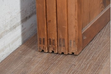 ヴィンテージ建具　昭和中期　格子意匠が和の趣を添えるガラス戸4枚セット　(R-091379)