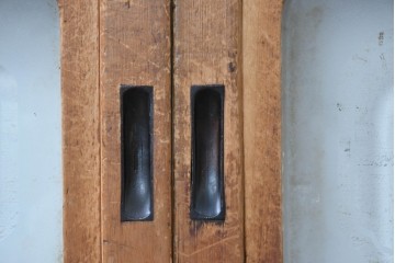 アンティーク建具　昭和中期　裏ガラス　細やかな縦格子が連なる格子戸4枚セット　(R-091382)