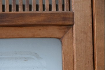 アンティーク建具　昭和中期　裏ガラス　細やかな縦格子が連なる格子戸4枚セット　(R-091382)