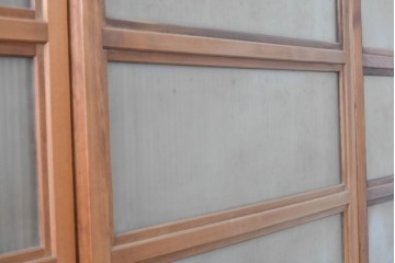 アンティーク建具　昭和中期　裏ガラス　細やかな縦格子が連なる格子戸4枚セット　(R-091382)