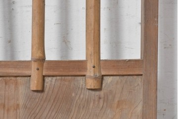 ヴィンテージ建具　昭和中期　一本一本異なる竹の表情を楽しめる味わい深い格子戸1枚　(R-091386)