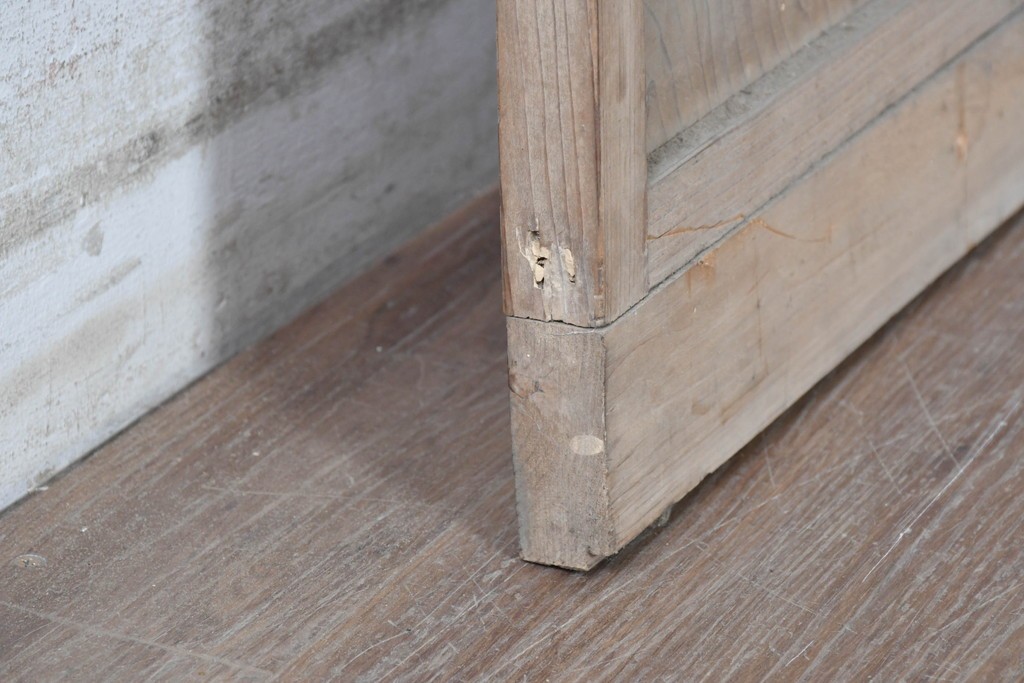 ヴィンテージ建具　昭和中期　一本一本異なる竹の表情を楽しめる味わい深い格子戸1枚　(R-091386)