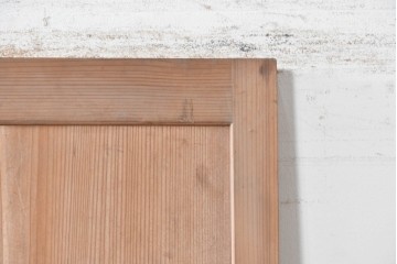 ヴィンテージ建具　昭和中期　素朴な木味と一面に広がる木目を楽しめるシンプルな扉1枚　(R-091387)