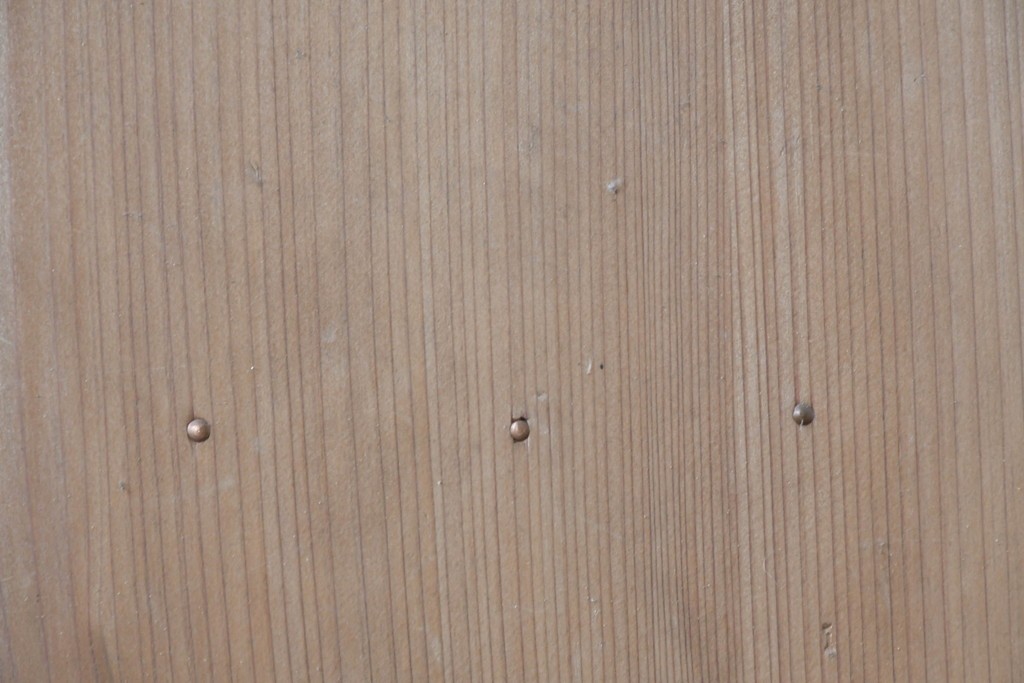 ヴィンテージ建具　昭和中期　素朴な木味と一面に広がる木目を楽しめるシンプルな扉1枚　(R-091387)