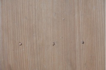ヴィンテージ建具　昭和中期　素朴な木味と一面に広がる木目を楽しめるシンプルな扉1枚　(R-091387)