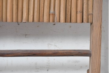ヴィンテージ建具　昭和中期　細竹の節と自然木の横桟が織りなす味わい深い竹垣1枚　(R-091388)
