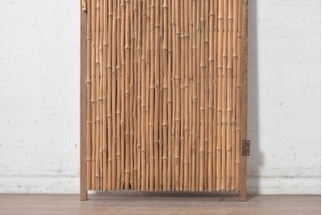 ヴィンテージ建具　昭和中期　幅狭(約67cm)　細竹の自然な表情が味わい深い竹戸1枚　(R-091389)