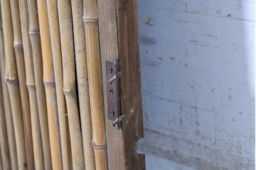 ヴィンテージ建具　昭和中期　幅狭(約67cm)　細竹の自然な表情が味わい深い竹戸1枚　(R-091389)