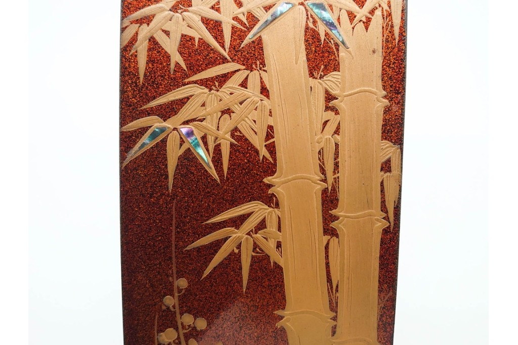 明治から大正期　時代物漆器　鶴・松竹梅蒔絵　螺鈿のきらめきが美しい総梨地の御短冊箱　外箱付き　(R-091408)