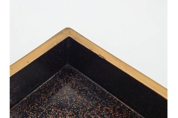 明治から大正期　時代物漆器　鶴・松竹梅蒔絵　螺鈿のきらめきが美しい総梨地の御硯箱　硯・水滴(龍雲吉田造)・外箱付き　(R-091410)
