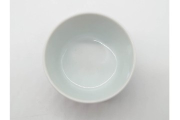 人間国宝　富本憲吉　色絵の丸紋が映えるぐい呑　共箱なし　(R-091431)