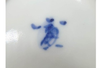 人間国宝　富本憲吉　色絵の丸紋が映えるぐい呑　共箱なし　(R-091431)