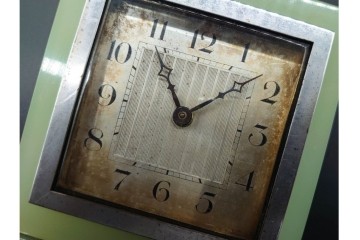 東洋時計・精工舎　ウランガラスが目を引くゼンマイ式置時計3点セット　(R-091439)