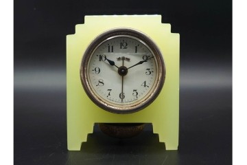 東洋時計・精工舎　ウランガラスが目を引くゼンマイ式置時計3点セット　(R-091439)