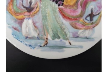 フランス　LIMOGES(リモージュ)　アンリ・ダルソー社　色鮮やかな女性の装いを描いたプレート6枚セット　(R-091441)