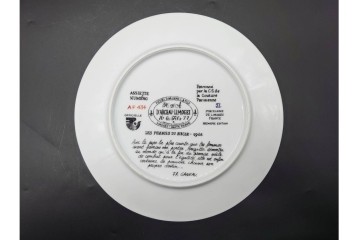 フランス　LIMOGES(リモージュ)　アンリ・ダルソー社　色鮮やかな女性の装いを描いたプレート6枚セット　(R-091441)
