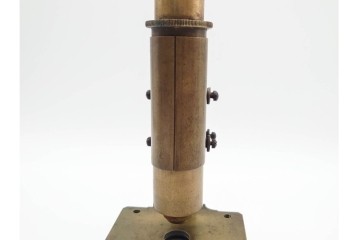 ドイツ　Ernst Leitz Wetzlar(エルンスト・ライツ)　No.9279　金色の鏡筒が印象的な顕微鏡　外箱付き　(R-091445)