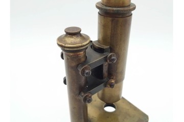 ドイツ　Ernst Leitz Wetzlar(エルンスト・ライツ)　No.9279　金色の鏡筒が印象的な顕微鏡　外箱付き　(R-091445)