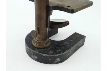 ドイツ　Ernst Leitz Wetzlar(エルンスト・ライツ)　No.9279　金色の鏡筒が印象的な顕微鏡　外箱付き　(R-091445)