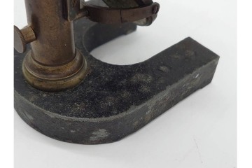 ドイツ　Ernst Leitz Wetzlar(エルンスト・ライツ)　No.9279　金色の鏡筒が印象的な顕微鏡　外箱付き　(R-091445)