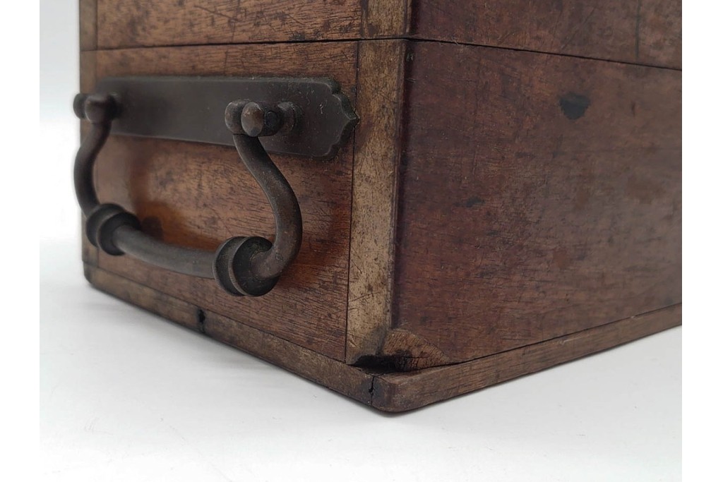 ドイツ　Ernst Leitz Wetzlar(エルンスト・ライツ)　No.9279　金色の鏡筒が印象的な顕微鏡　外箱付き　(R-091445)