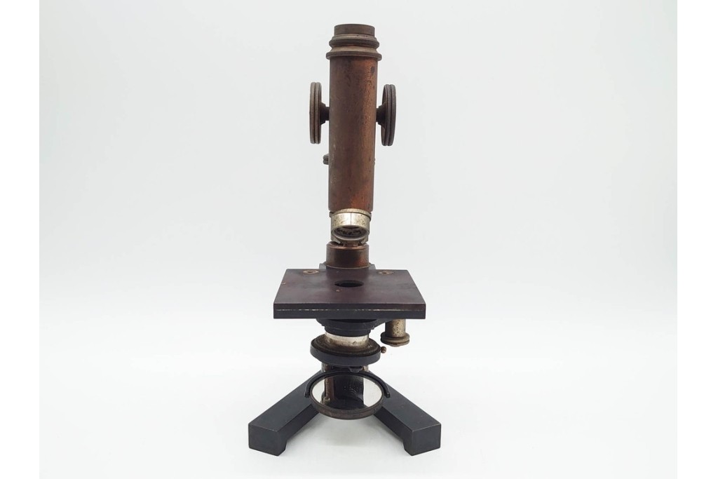ドイツ　Ernst Leitz Wetzlar(エルンスト・ライツ)　No.112638　レンズ付き顕微鏡　外箱付き　(R-091446)
