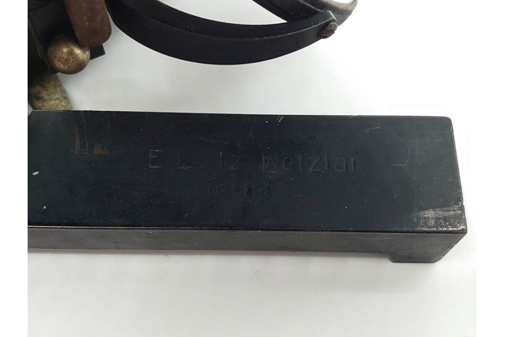 ドイツ　Ernst Leitz Wetzlar(エルンスト・ライツ)　No.112638　レンズ付き顕微鏡　外箱付き　(R-091446)