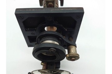 ドイツ　Ernst Leitz Wetzlar(エルンスト・ライツ)　No.112638　レンズ付き顕微鏡　外箱付き　(R-091446)
