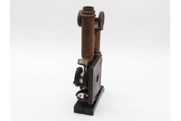 ドイツ　Ernst Leitz Wetzlar(エルンスト・ライツ)　No.112638　レンズ付き顕微鏡　外箱付き　(R-091446)