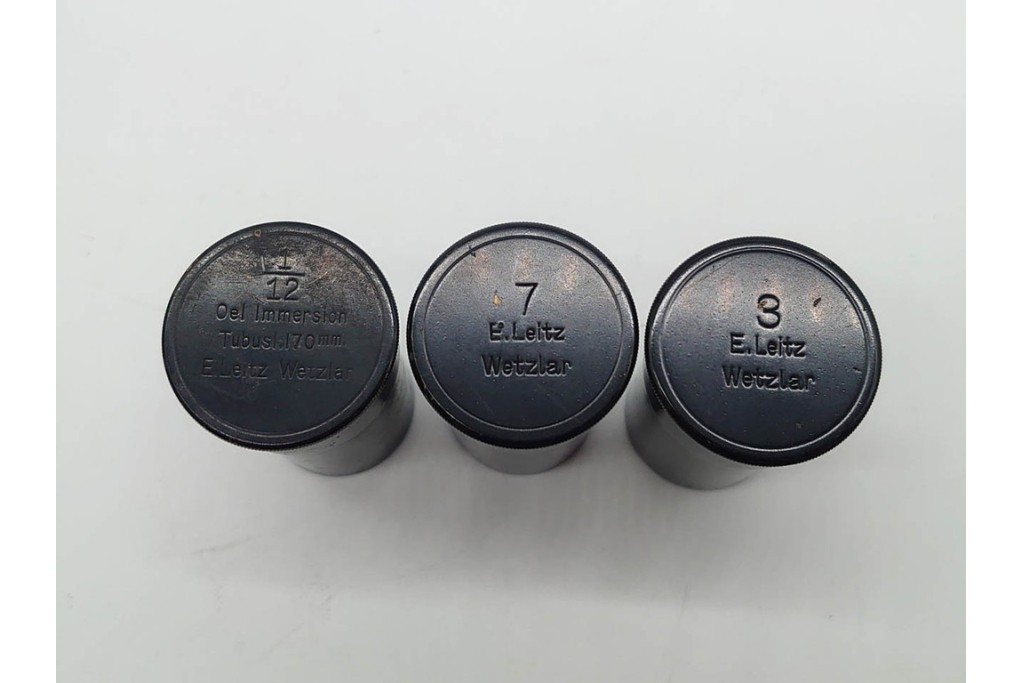 ドイツ　Ernst Leitz Wetzlar(エルンスト・ライツ)　No.112638　レンズ付き顕微鏡　外箱付き　(R-091446)